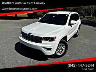 Used 2019 Jeep Grand Cherokee Laredo image 1
