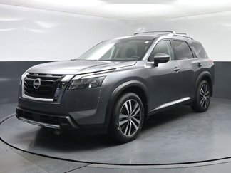 New 2025 Nissan Pathfinder Platinum image 1