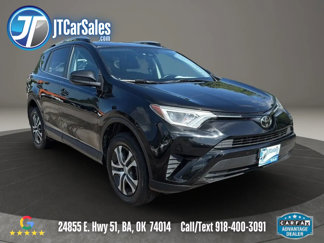 Used 2018 Toyota RAV4 LE image 1