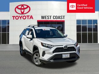 Used 2025 Toyota RAV4 XLE image 1