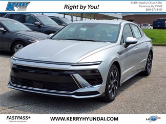 New 2025 Hyundai Sonata SEL image 1