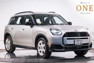 Used 2025 MINI Cooper Countryman S image 1