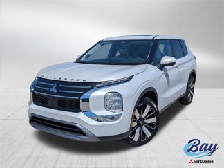 New 2025 Mitsubishi Outlander SE image 1