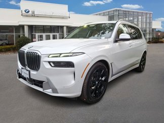 Used 2025 BMW X7 xDrive40i w/ Executive Package image 1