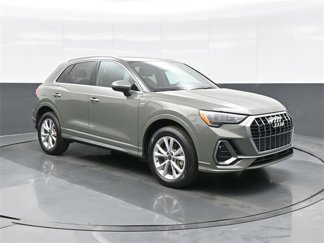 Used 2022 Audi Q3 2.0T Premium w/ Convenience Package image 1