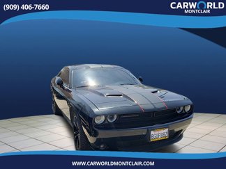 Used 2017 Dodge Challenger SXT w/ Blacktop Package image 1