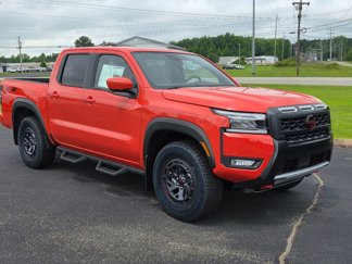 New 2025 Nissan Frontier PRO-4X w/ Pro Convenience Package image 1