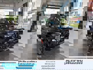 New 2025 Jeep Grand Cherokee Overland image 1