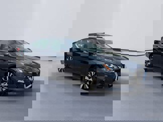 Used 2021 Nissan Altima 2.5 SL image 1