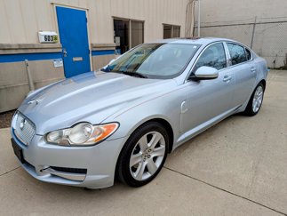 Used 2010 Jaguar XF Luxury image 1