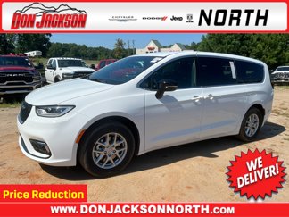 New 2026 Chrysler Pacifica Select video 1