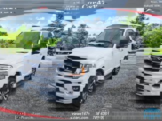 Used 2017 Ford Expedition XLT image 1