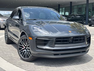 Used 2023 Porsche Macan S image 1