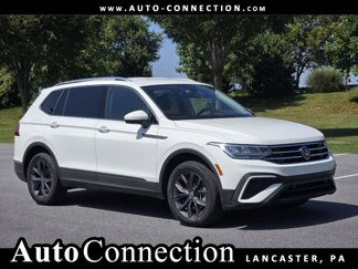 Used 2022 Volkswagen Tiguan SE image 1