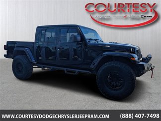 New 2025 Jeep Gladiator Sport image 1