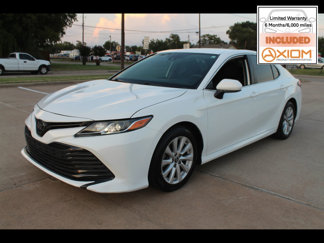 Used 2019 Toyota Camry LE image 1