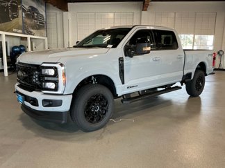 New 2025 Ford F250 4x4 Crew Cab Super Duty image 1