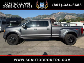 Used 2022 Ford F350 Platinum image 1