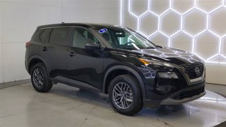 Used 2023 Nissan Rogue S image 1
