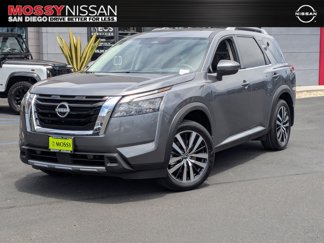 New 2025 Nissan Pathfinder Platinum w/ Cargo Package image 1