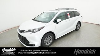 New 2025 Toyota Sienna XLE image 1