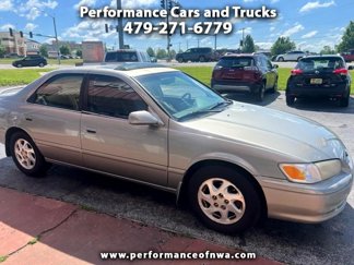 Used 2001 Toyota Camry LE image 1