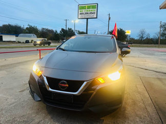 Used 2021 Nissan Versa SV image 1