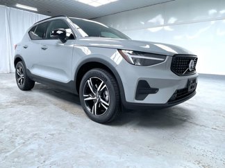 New 2026 Volvo XC40 B5 Plus image 1