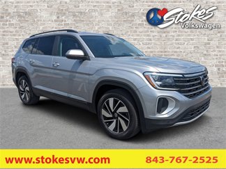 Certified 2024 Volkswagen Atlas SE image 1