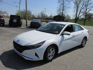 Used 2021 Hyundai Elantra SE image 1