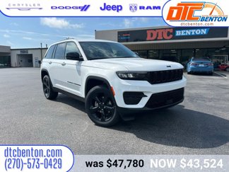 New 2025 Jeep Grand Cherokee Altitude image 1