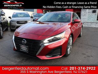 Used 2023 Nissan Altima 2.5 SL image 1