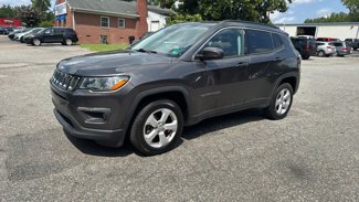 Used 2018 Jeep Compass Latitude image 1