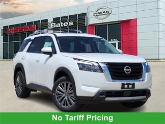 New 2025 Nissan Pathfinder SL w/ SL Premium Package image 1