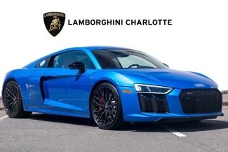 Used 2018 Audi R8 V10 w/ Premium Package image 1