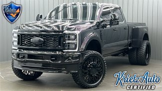 Used 2025 Ford F450 Platinum w/ FX4 Off-Road Package image 1