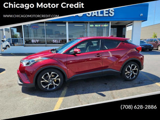 Used 2019 Toyota C-HR XLE image 1