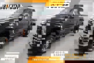 New 2025 Ford F350 4x4 Crew Cab DRW Super Duty image 1