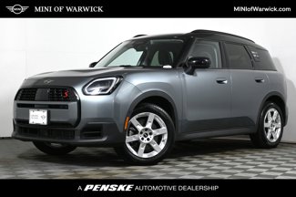 Used 2025 MINI Cooper Countryman S image 1