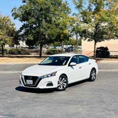 Used 2021 Nissan Altima 2.5 S image 1