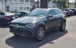 Used 2022 Mercedes-Benz GLC 300 4MATIC w/ AMG Line image 1
