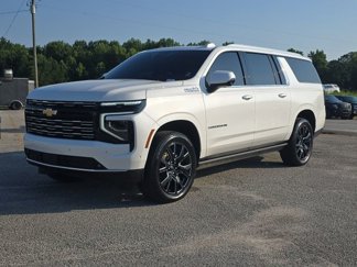 Used 2025 Chevrolet Suburban High Country image 1