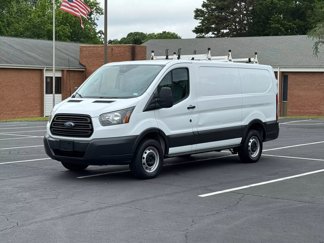 Used 2017 Ford Transit 250 130 Low Roof image 1