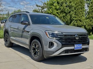 New 2025 Volkswagen Atlas Peak Edition SE image 1