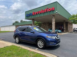 Used 2019 Nissan Rogue SV image 1