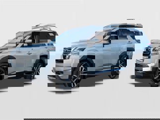 New 2025 Nissan Pathfinder Platinum image 1