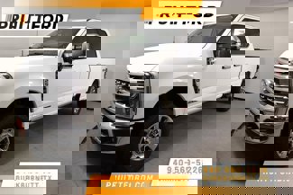 New 2025 Ford F250 4x4 Crew Cab Super Duty image 1