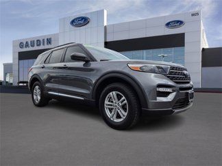 Certified 2022 Ford Explorer XLT w/ Equipment Group 202A image 1