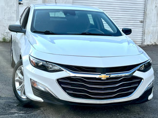 Used 2023 Chevrolet Malibu LS image 1
