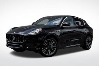 New 2025 Maserati Grecale GT image 1